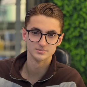 پیرایش مو در محل شما