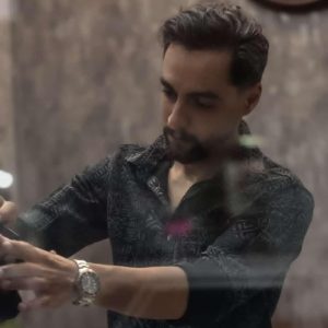 استخدام آرایشگر مجرب