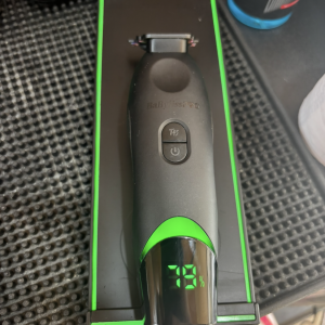 خط زن حرفه ای تامب ۴۵ بابیلیس / tomb 45 babyliss trimmer