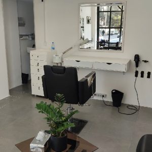 اجاره صندلی در بهترین لوکیشن کرمان
