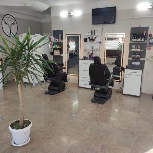 نیازمند آرایشگر درصدی