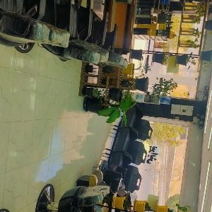 اجاره صندلی به آرایشگر حرفه ای